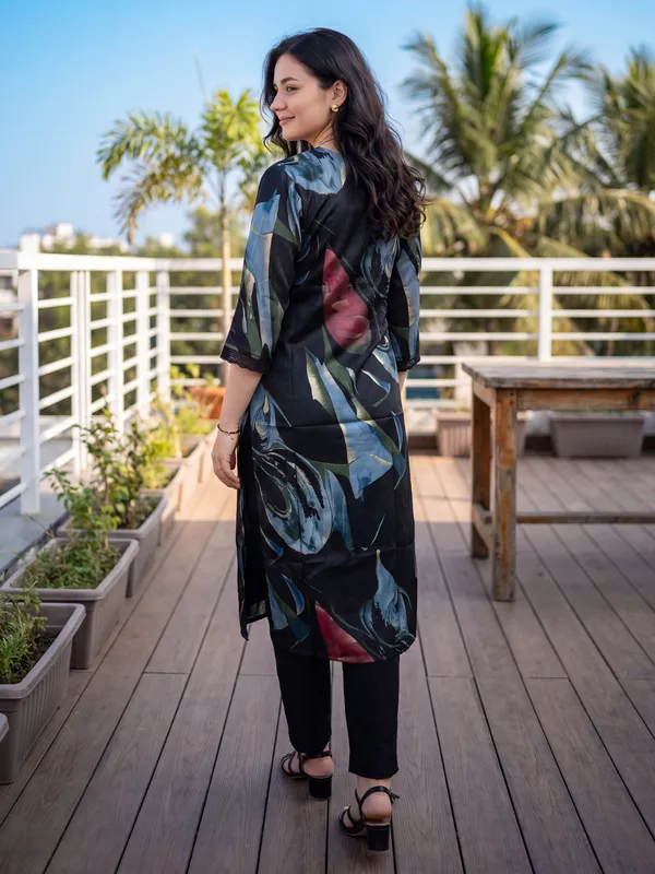 Black_Printed_Silk_Kurta_Trouser_Set