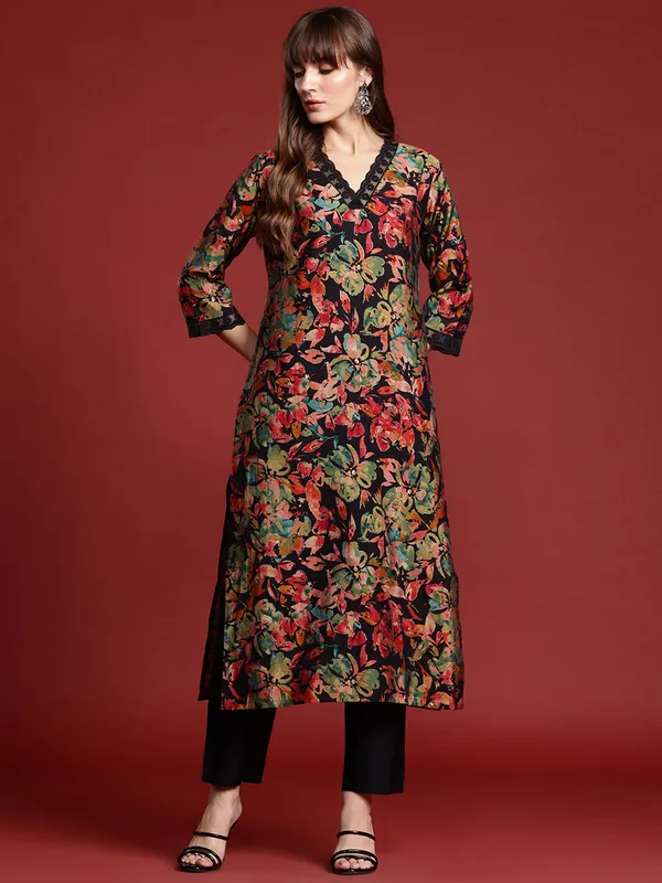 Black_Printed_Silk_Kurta_Trouser_Set