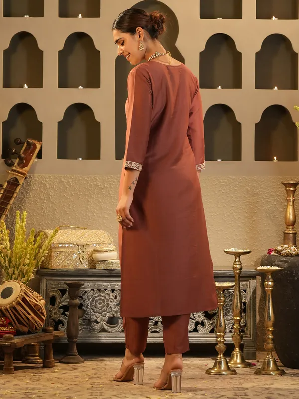 Brown_Embroidered_Silk_Kurta_Trouser_Set