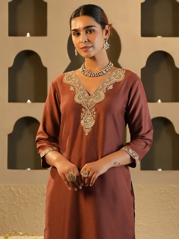 Brown_Embroidered_Silk_Kurta_Trouser_Set