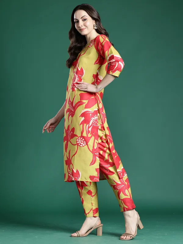 Green_Printed_Pure_Cotton_Kurta_Trouser_Set
