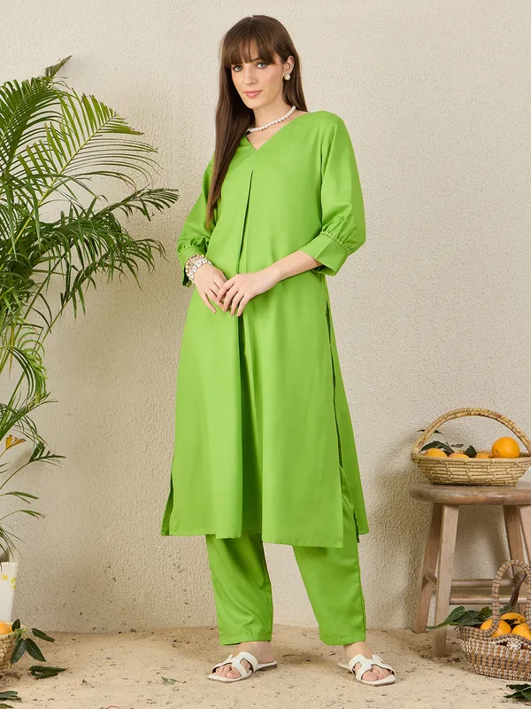 Green_Printed_Pure_Cotton_Kurta_Trouser_Set
