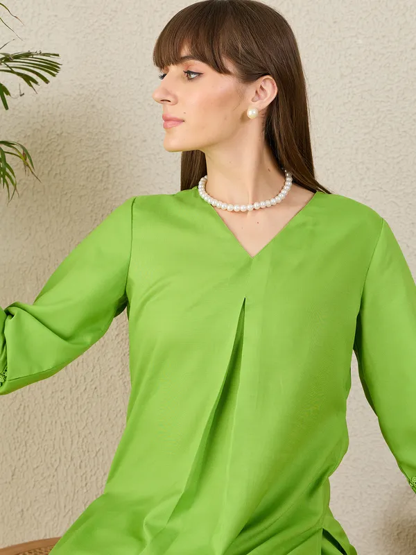 Green_Printed_Pure_Cotton_Kurta_Trouser_Set