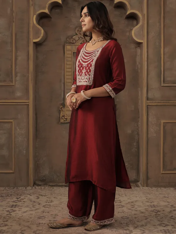 Maroon_Embroidered_Liva_Kurta_Trouser_Set