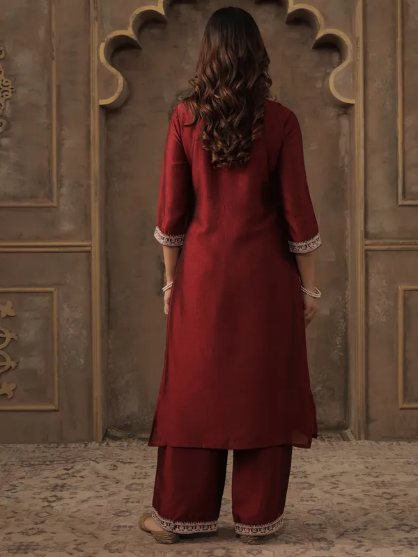 Maroon_Embroidered_Liva_Kurta_Trouser_Set