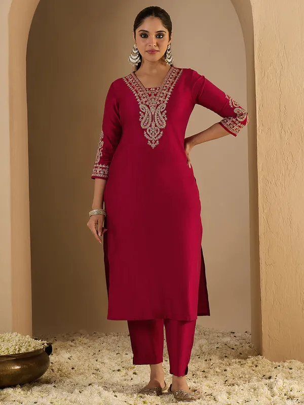 Maroon_Embroidered_Liva_Kurta_Trouser_Set