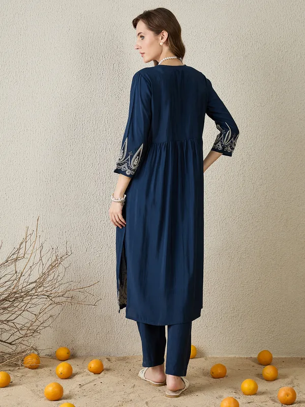 Navy_Blue_Printed_Silk_Kurta_Trouser_Set