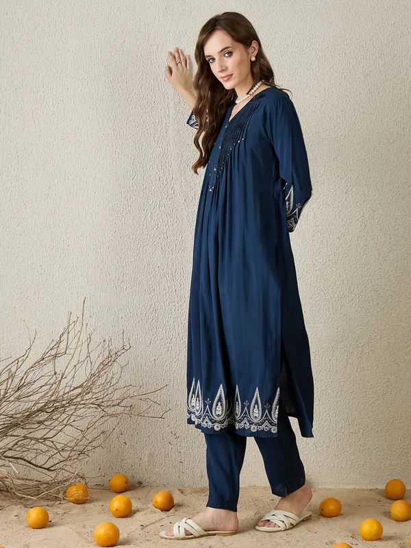 Navy_Blue_Printed_Silk_Kurta_Trouser_Set
