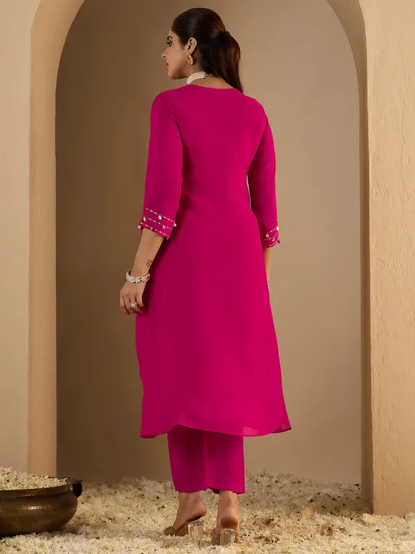 Pink_Embroidered_Silk_Kurta_Trouser_Set