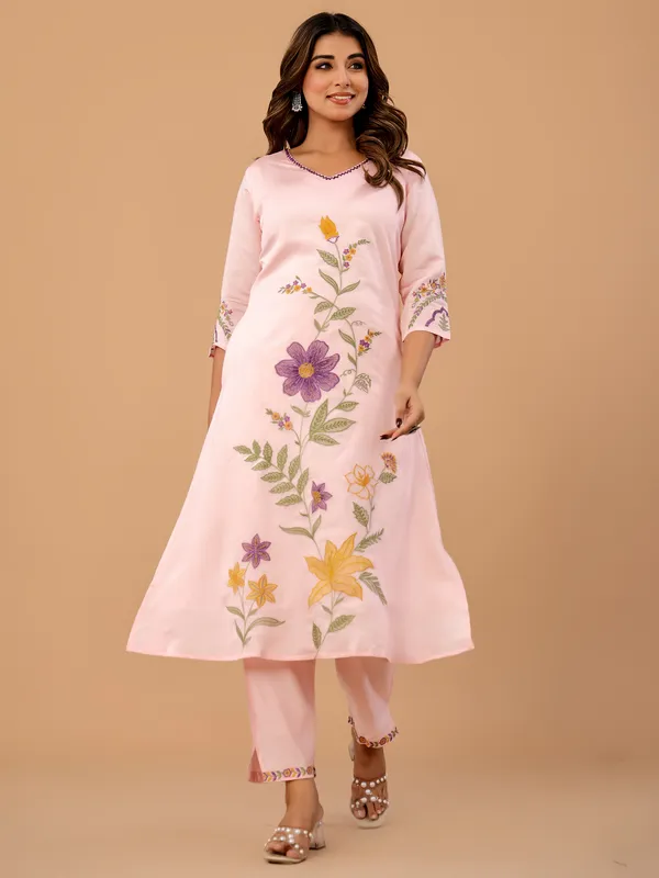 Pink_Embroidered_Silk_Kurta_Trouser_Set