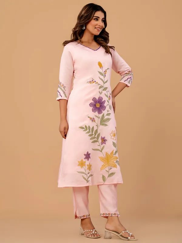 Pink_Embroidered_Silk_Kurta_Trouser_Set