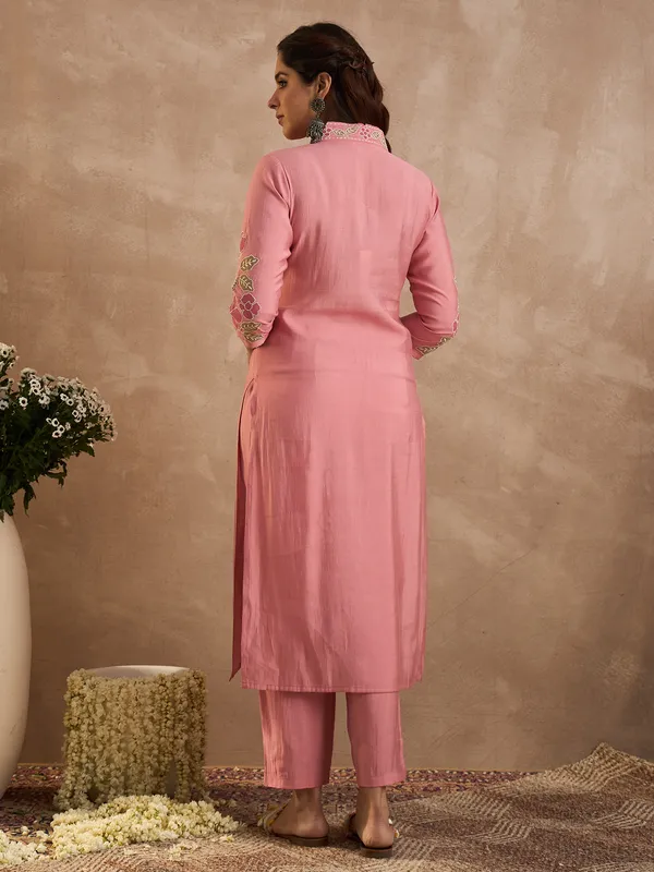 Pink_Embroidered_Silk_Kurta_Trouser_Set