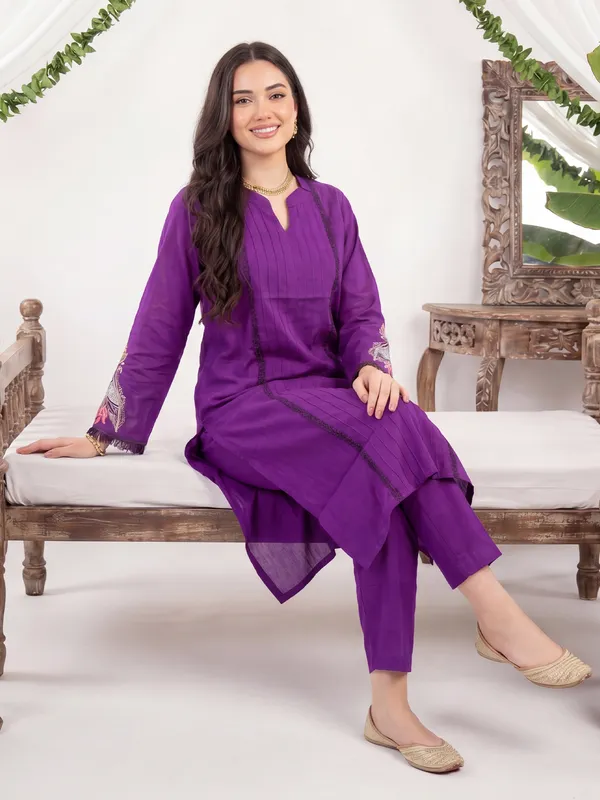Purple_Printed_Silk_Kurta_Trouser_Set