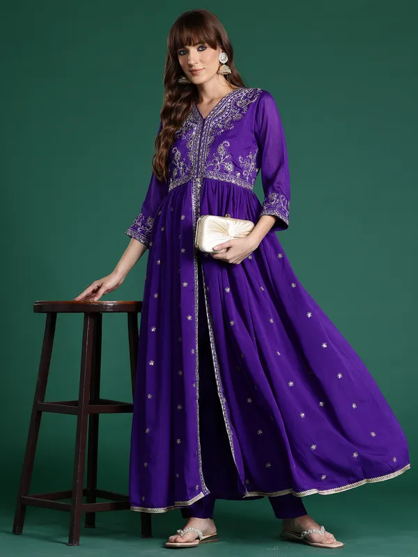 Purple_Embroidered_Silk_Kurta_Trouser_Set