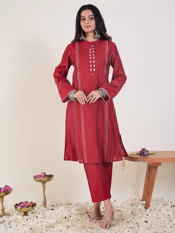 Red_Printed_Chanderi_Silk_Kurta_Trouser_Set