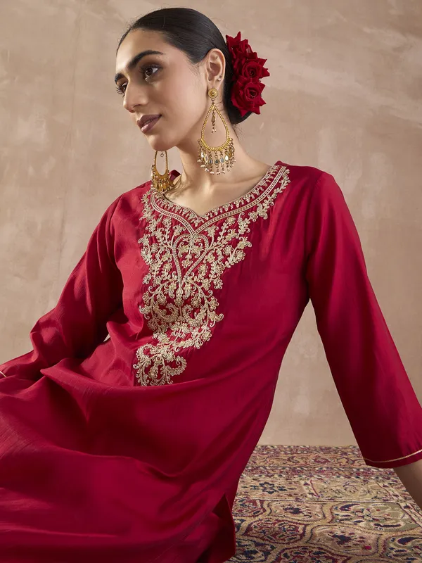 Red_Embroidered_Silk_Kurta_Trouser_Set