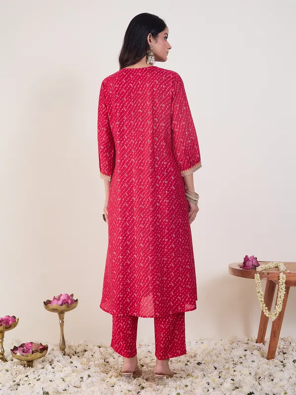 Pink_Embroidered_Silk_Kurta_Trouser_Set