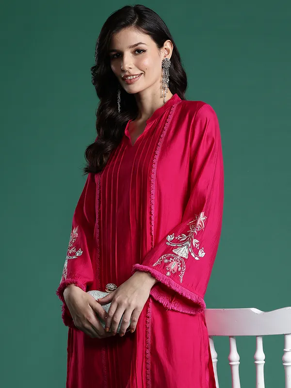 Pink_Embroidered_Silk_Kurta_Trouser_Set