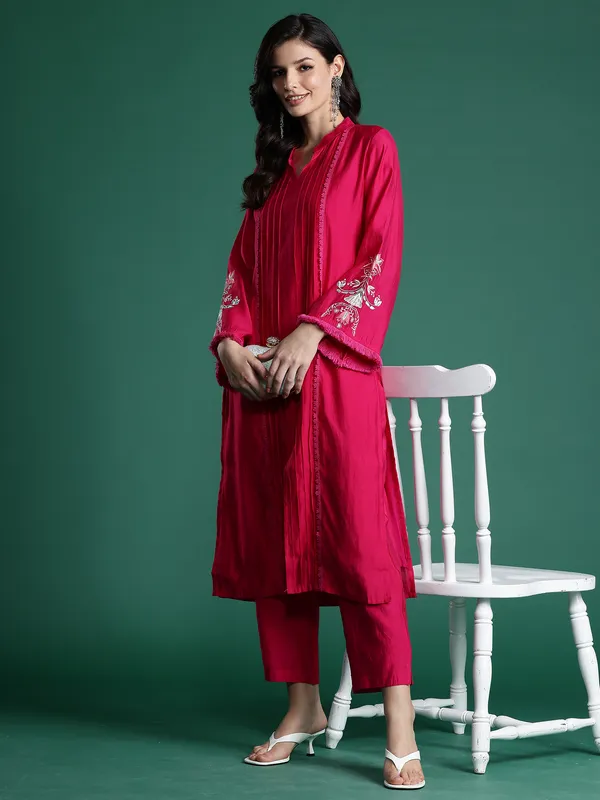 Pink_Embroidered_Silk_Kurta_Trouser_Set