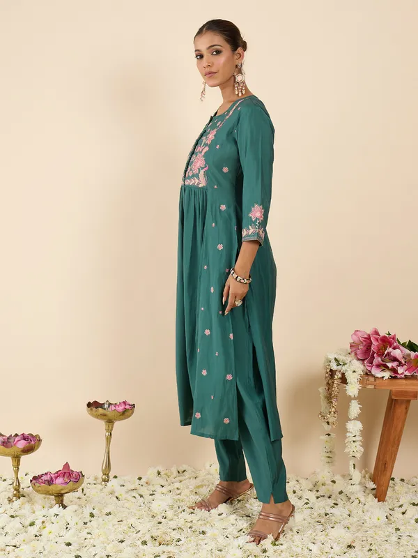 Sea_Green_Embroidered_Silk_Kurta_Trouser_Set