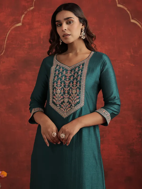 Teal_Liva_Straight_Kurta_with_Trousers