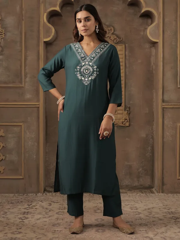 Teal_Embroidered_Silk_Kurta_Trouser_Set