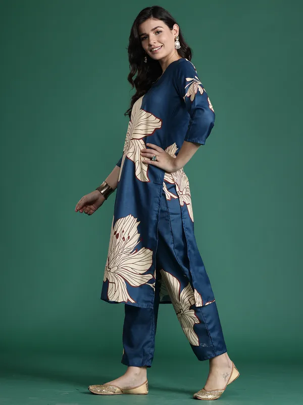 Teal_Printed_Pure_Cotton_Kurta_Trouser_Set