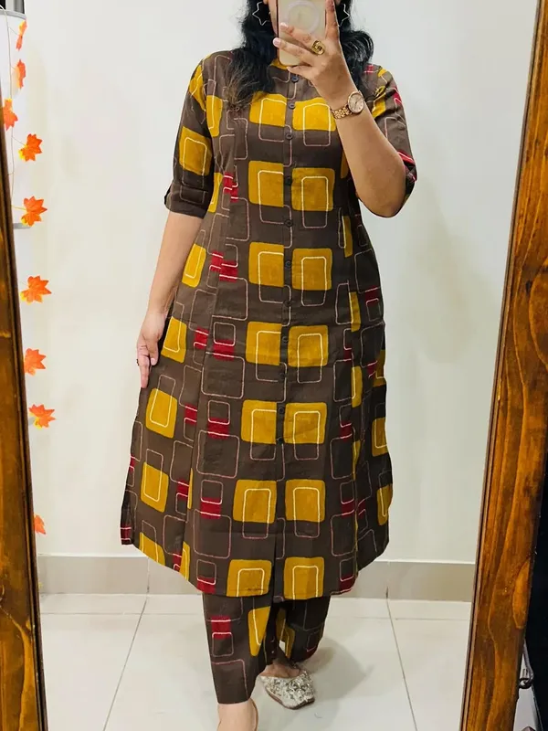 Women's_Premium_Printed_Pure_Cotton__Kurta_&_Trouser_Set