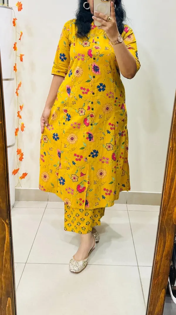 Women's_Premium_Printed_Pure_Cotton__Kurta_&_Trouser_Set