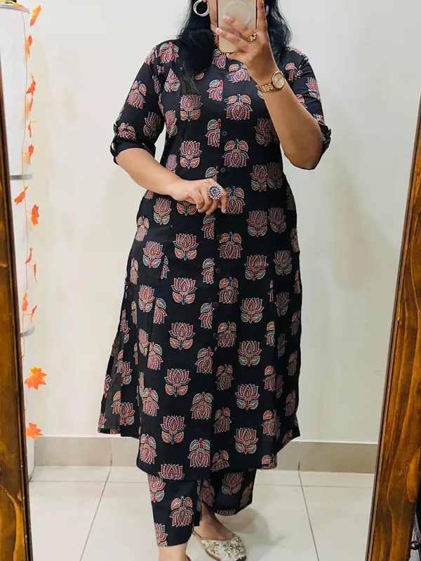 Women's_Premium_Printed_Pure_Cotton__Kurta_&_Trouser_Set