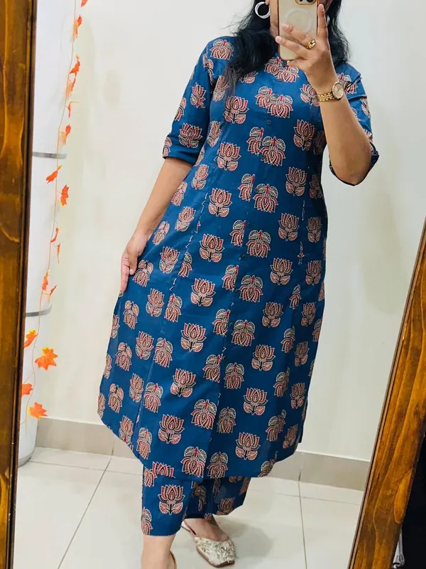 Women's_Premium_Printed_Pure_Cotton__Kurta_&_Trouser_Set