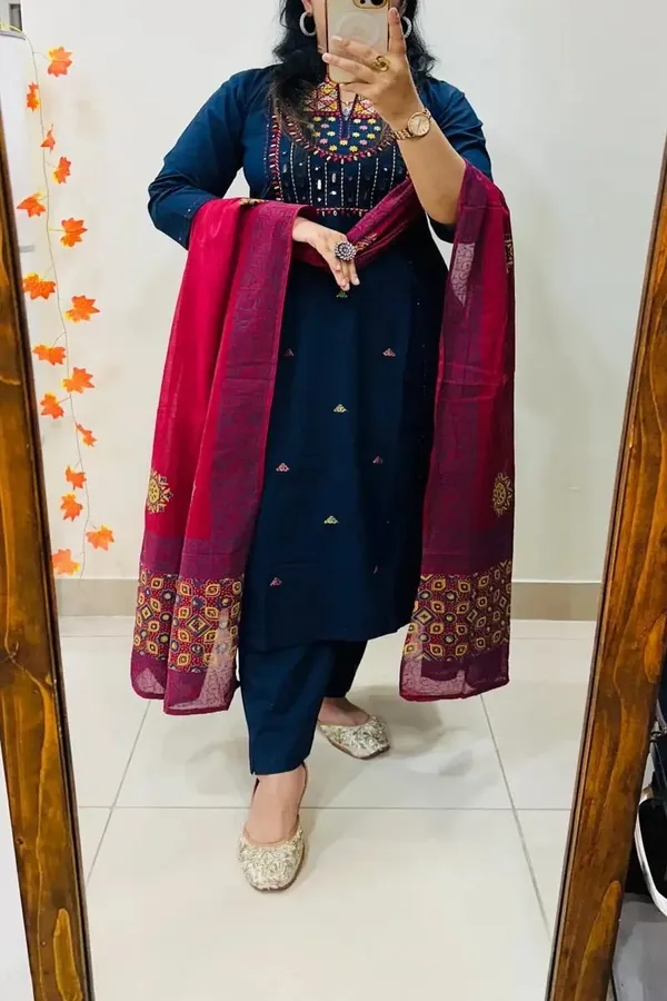 Women's_Premium_Mirror_&_Embroidered_Pure_Cotton_Straight_Kurta_Pant_Dupatta_Set