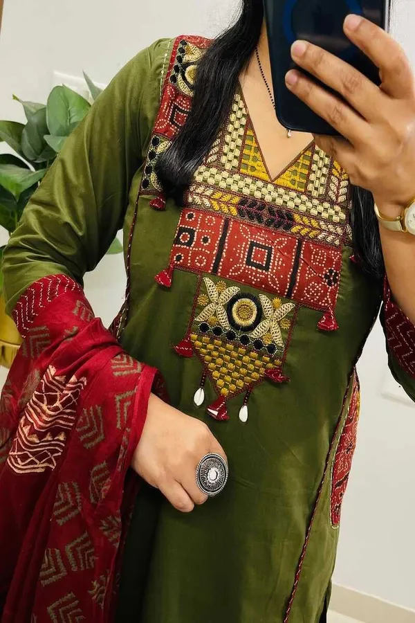 Floral_Embroidered_Pure_Cotton_V_Neck_Kurta_Trouser_&_Dupatta_Set