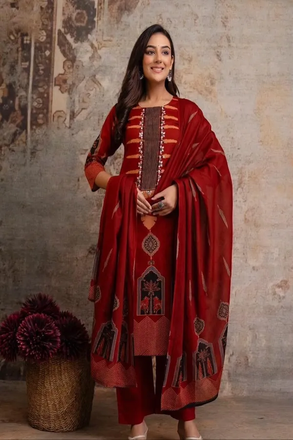 Floral_Embroidered_Pure_Cotton_Round_Neck_Kurta_Trouser_&_Dupatta_Set