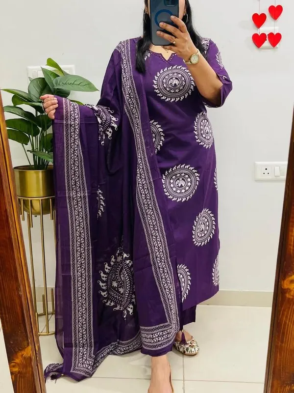 Floral_Printed_Pure_Cotton_Round_Neck_Kurta_Trouser_&_Dupatta_Set
