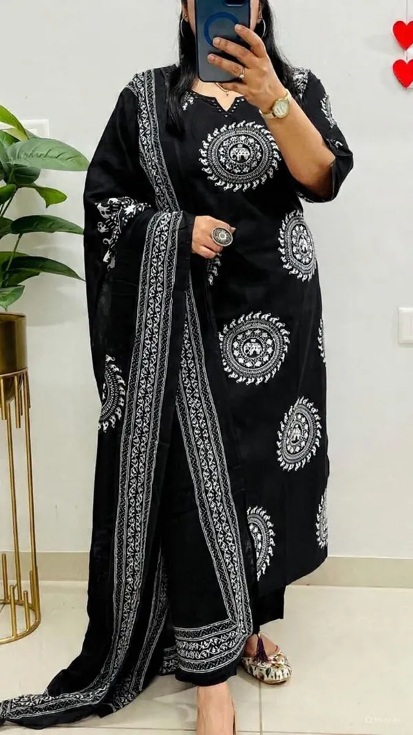 Floral_Printed_Pure_Cotton_Round_Neck_Kurta_Trouser_&_Dupatta_Set