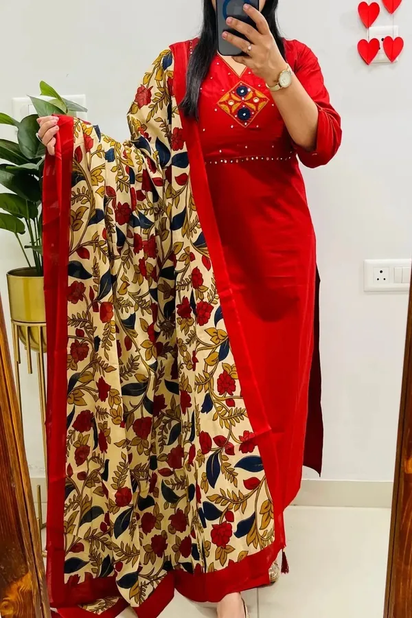 Floral_Embroidered_Pure_Cotton_V_Neck_Kurta_Trouser_&_Dupatta_Set