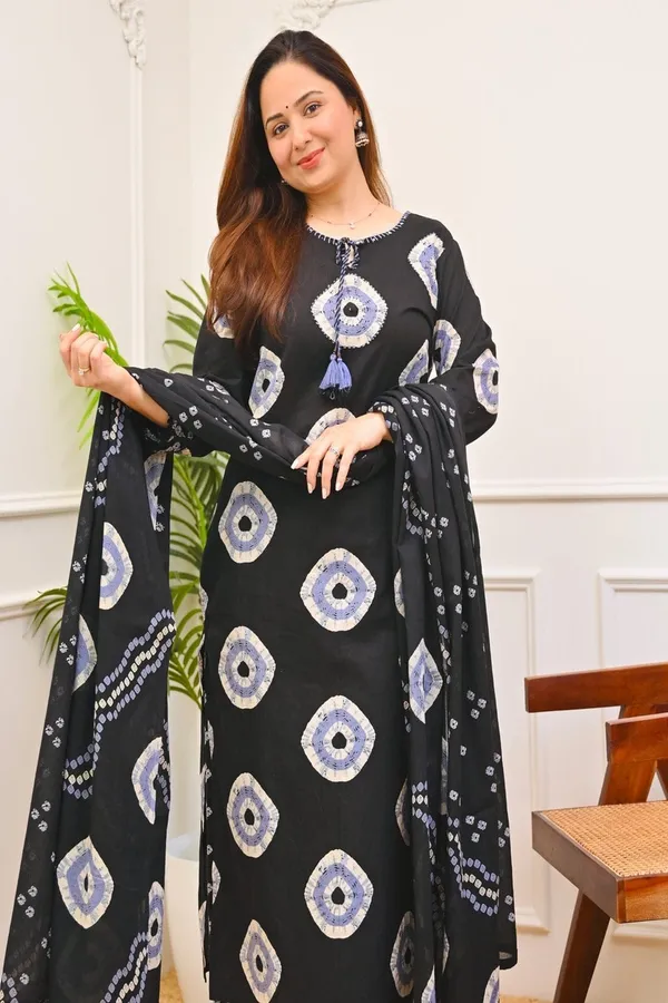 Floral_Printed_Pure_Cotton_Round_Neck_Kurta_Trouser_&_Dupatta_Set