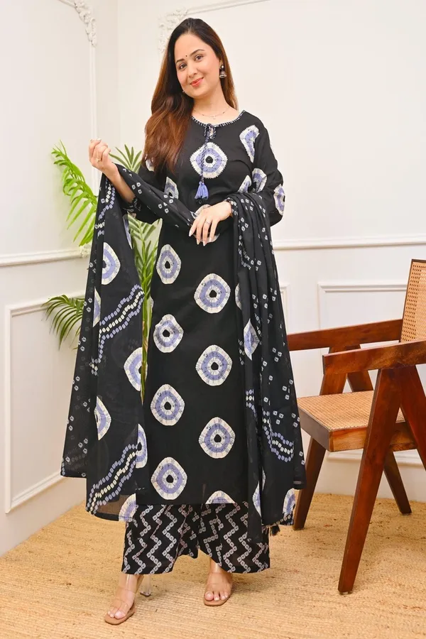 Floral_Printed_Pure_Cotton_Round_Neck_Kurta_Trouser_&_Dupatta_Set