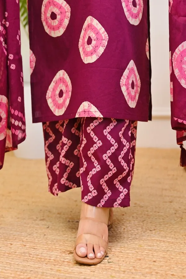 Floral_Printed_Pure_Cotton_Round_Neck_Kurta_Trouser_&_Dupatta_Set