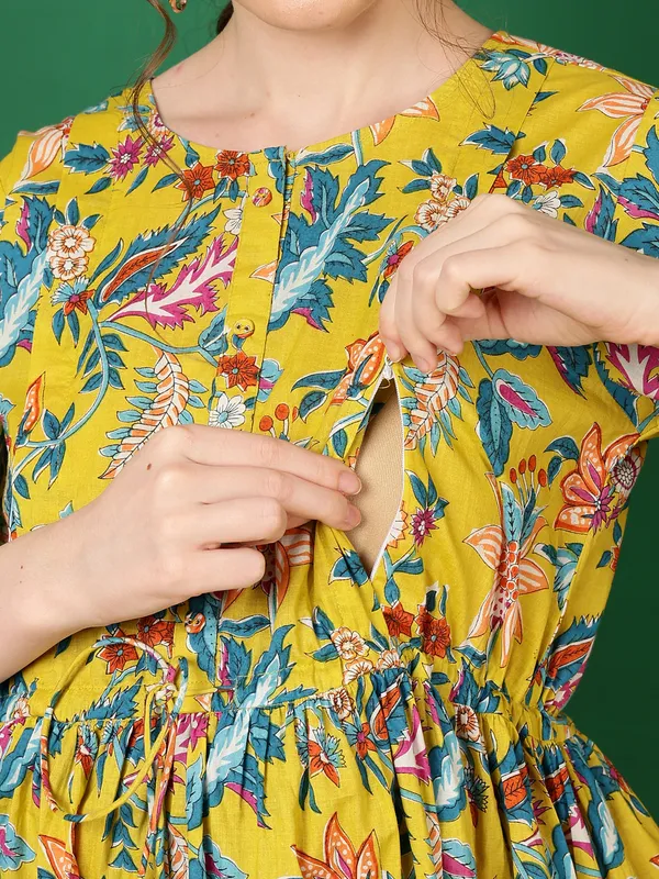 Yellow_Pure_Cotton_Printed_Maternity_Dress_For_Women