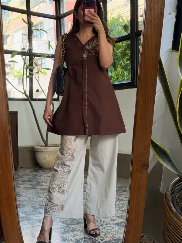 Floral_Embroidered_Pure_Cotton_Coller_Neck_Co-Ord_Set