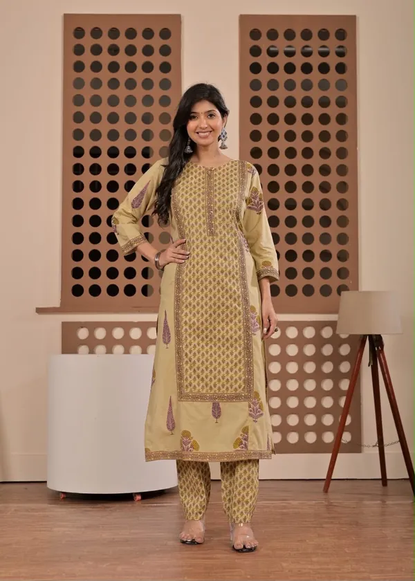 Floral_Printed_Pure_Cotton_Round_Neck_Kurta_Trouser_&_Dupatta_Set