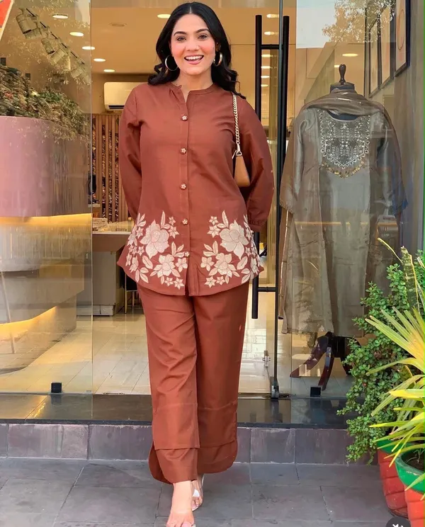 Floral_Embroidered_Pure_Cotton_Round_Neck_Co-Ord_Set