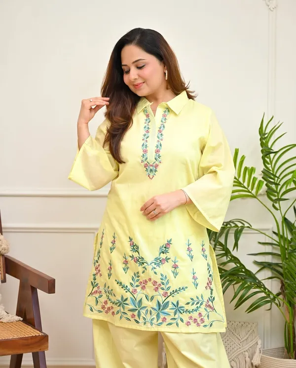 Floral_Embroidered_Pure_Cotton_Collar_Neck__Co-Ord_Set