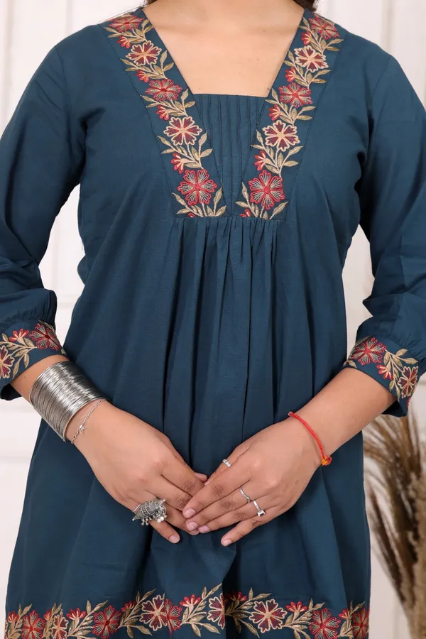 Floral_Embroidered_Pure_Cotton_V_Neck_Co-Ord_Set