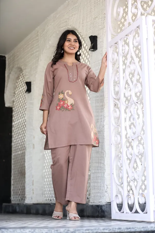 Floral_Embroidered_Pure_Cotton_Round_Neck_Co-Ord_Set