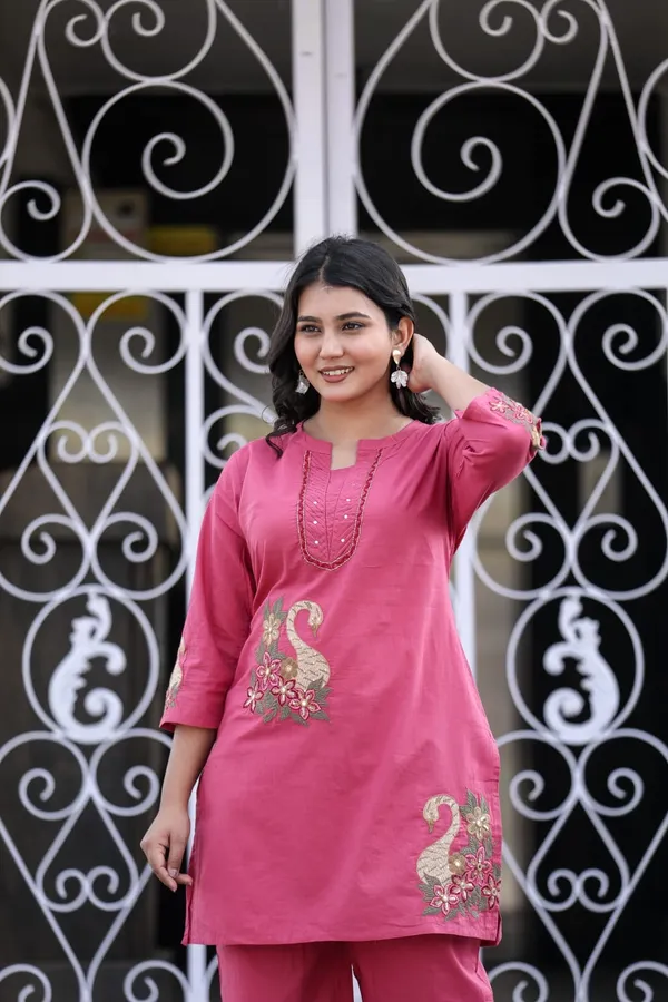 Floral_Embroidered_Pure_Cotton_Round_Neck_Co-Ord_Set
