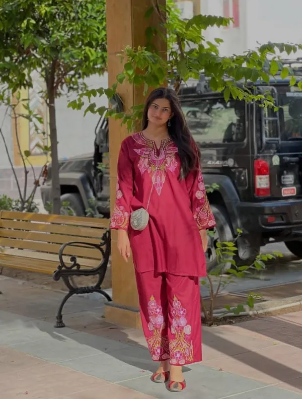 Floral_Embroidered_Pure_Cotton_Round_Neck_Co-Ord_Set