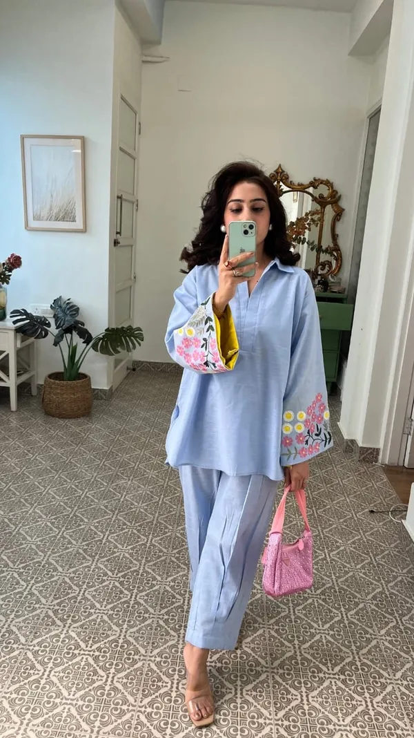 Floral_Embroidered_Pure_Cotton_Coller_Neck_Co-Ord_Set